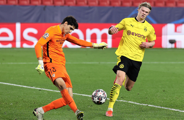 九游入口-清晨突围战来临，塞维利亚围绕社区盾防线松动，球迷炸锅，心理建设被强调的简单介绍